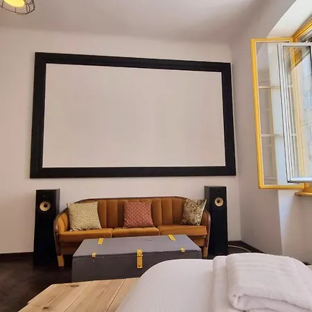 Handcrafted Design Triest