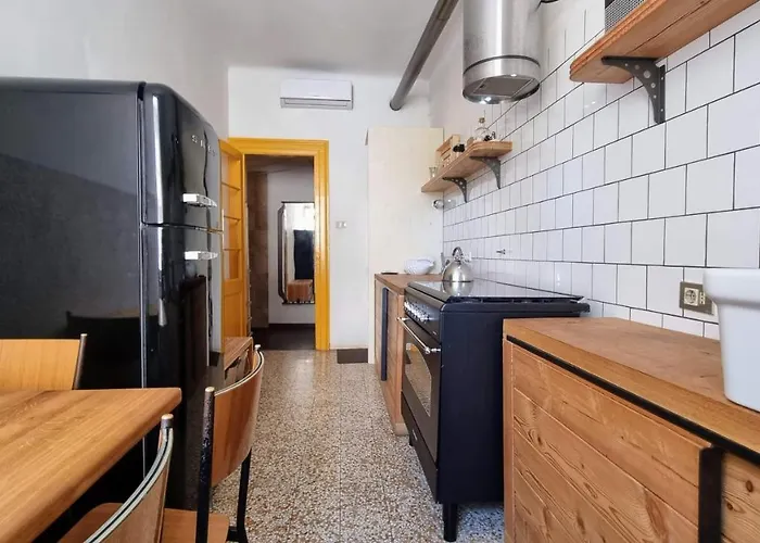 Daire Handcrafted Design *