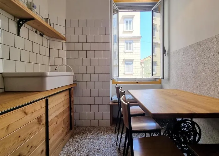 Daire Handcrafted Design